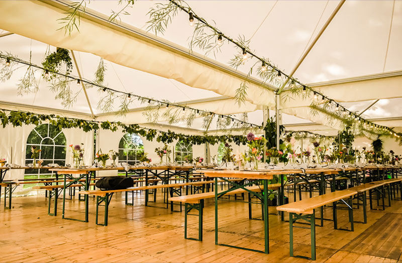 At ShowTech you can rent a tent with a floor At ShowTech you can rent a tent with a floor